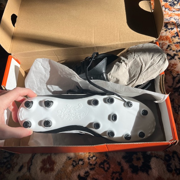 Men’s Nike Premier 3 FG Low-Top Soccer Cleats - Picture 3 of 5